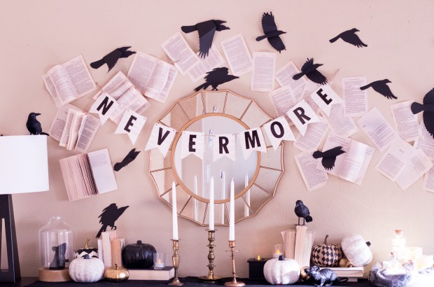 halloweendecor-upstairs-3-of-3