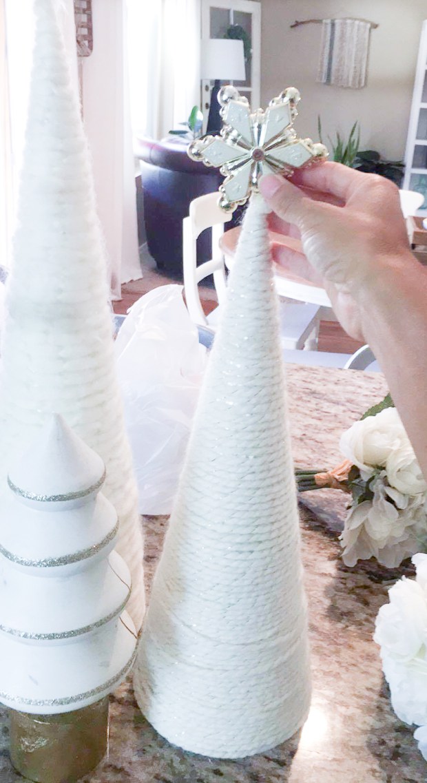 yarnDIYtreeblog (1 of 1).JPG